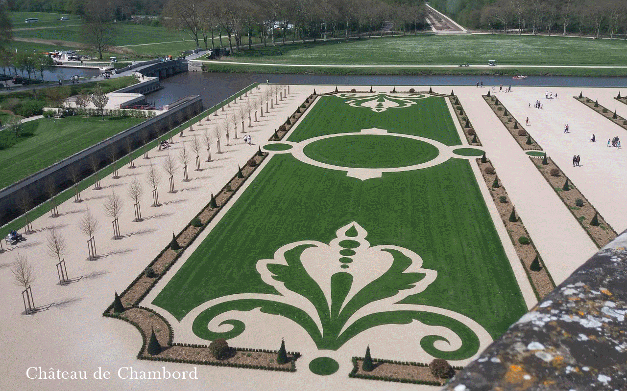 Photos des voyages en France: L'ile de Ré, Chateau de Chambord, Nimes, Nice, les groges du Verdon, Albi et d'autres lieux.